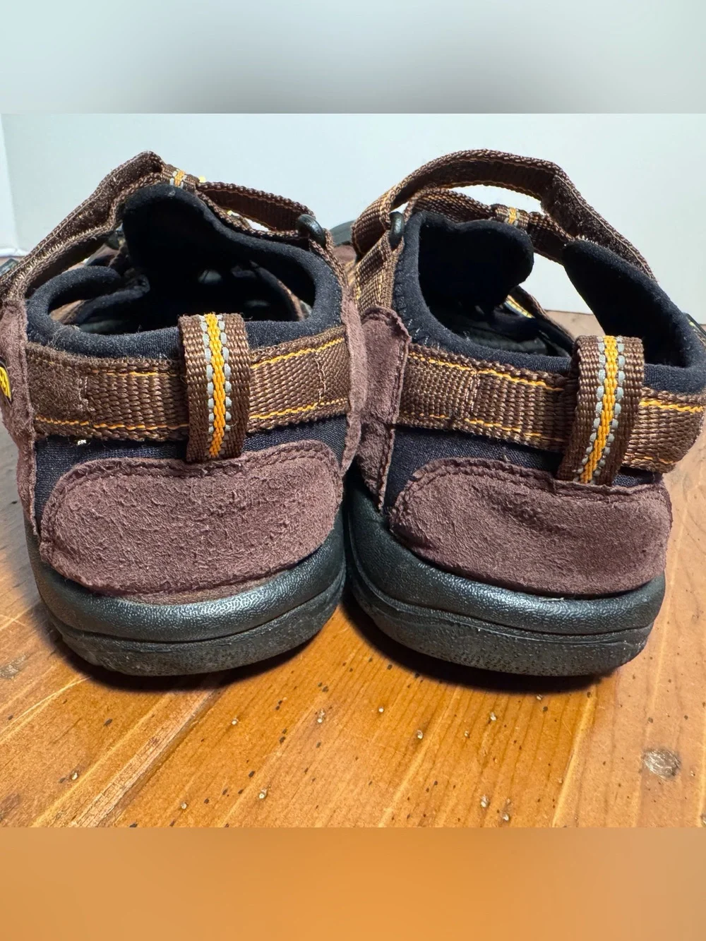 KEEN Newport H2 Men's Size 8- Brown & Orange Waterproof Hiking Outdoor Sandals